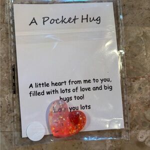 Pocket Hug – Love You Can Carry Anywhere 💕- (White and Red)